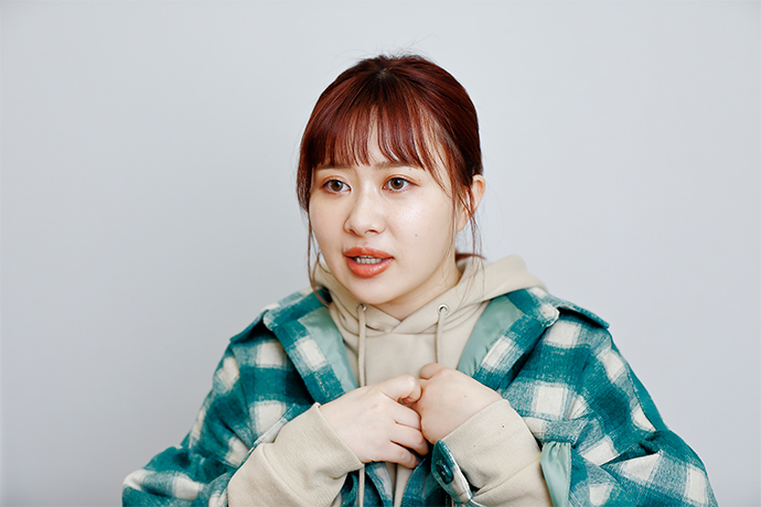 【YouTuber】えみりんの彼氏は何者？ヒカルの紹介って本当？出会いを調査